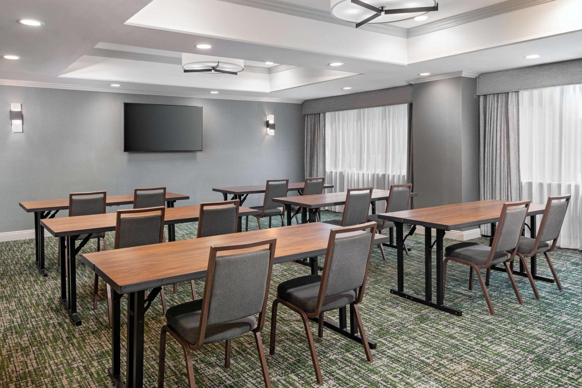 Hampton Inn Hartford Airport Windsor Locks Dış mekan fotoğraf