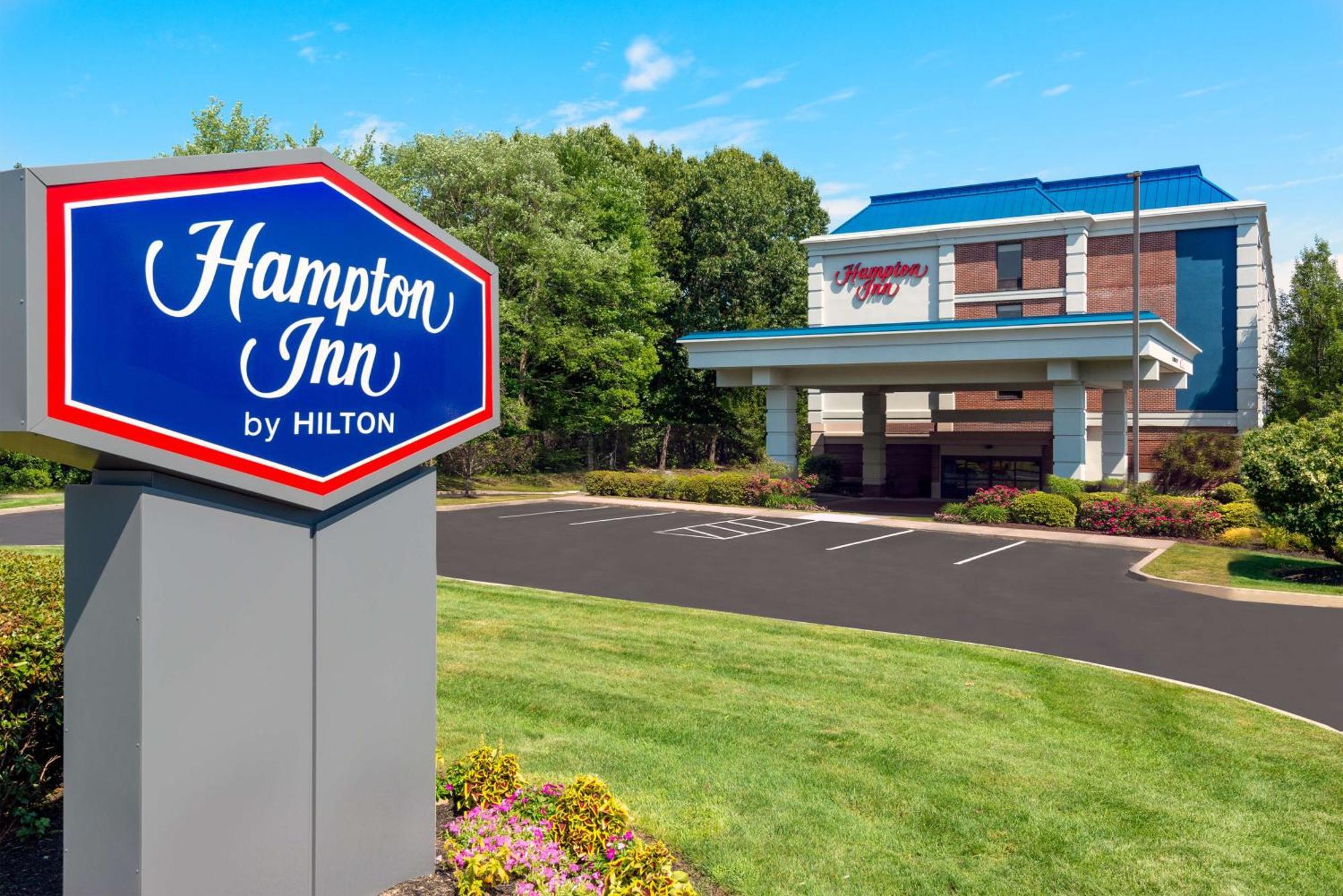 Hampton Inn Hartford Airport Windsor Locks Dış mekan fotoğraf
