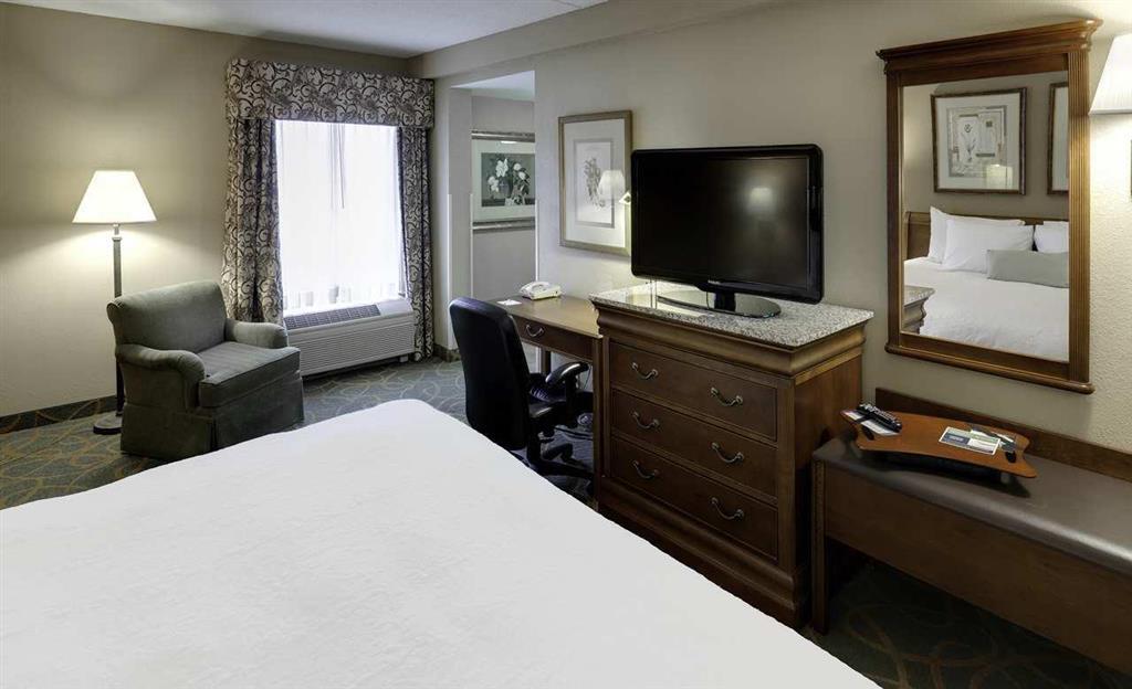 Hampton Inn Hartford Airport Windsor Locks Konforlar fotoğraf