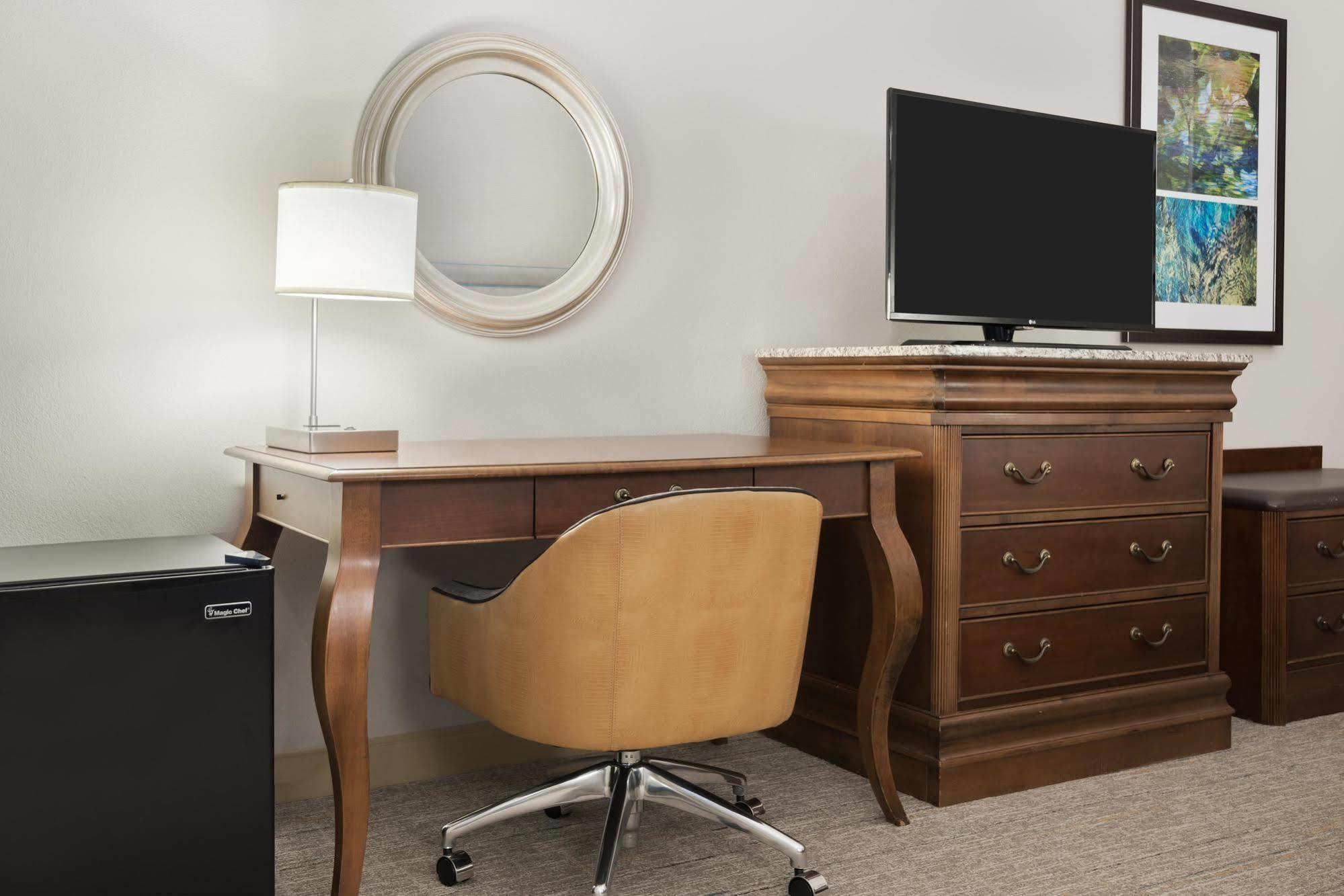 Hampton Inn Hartford Airport Windsor Locks Dış mekan fotoğraf